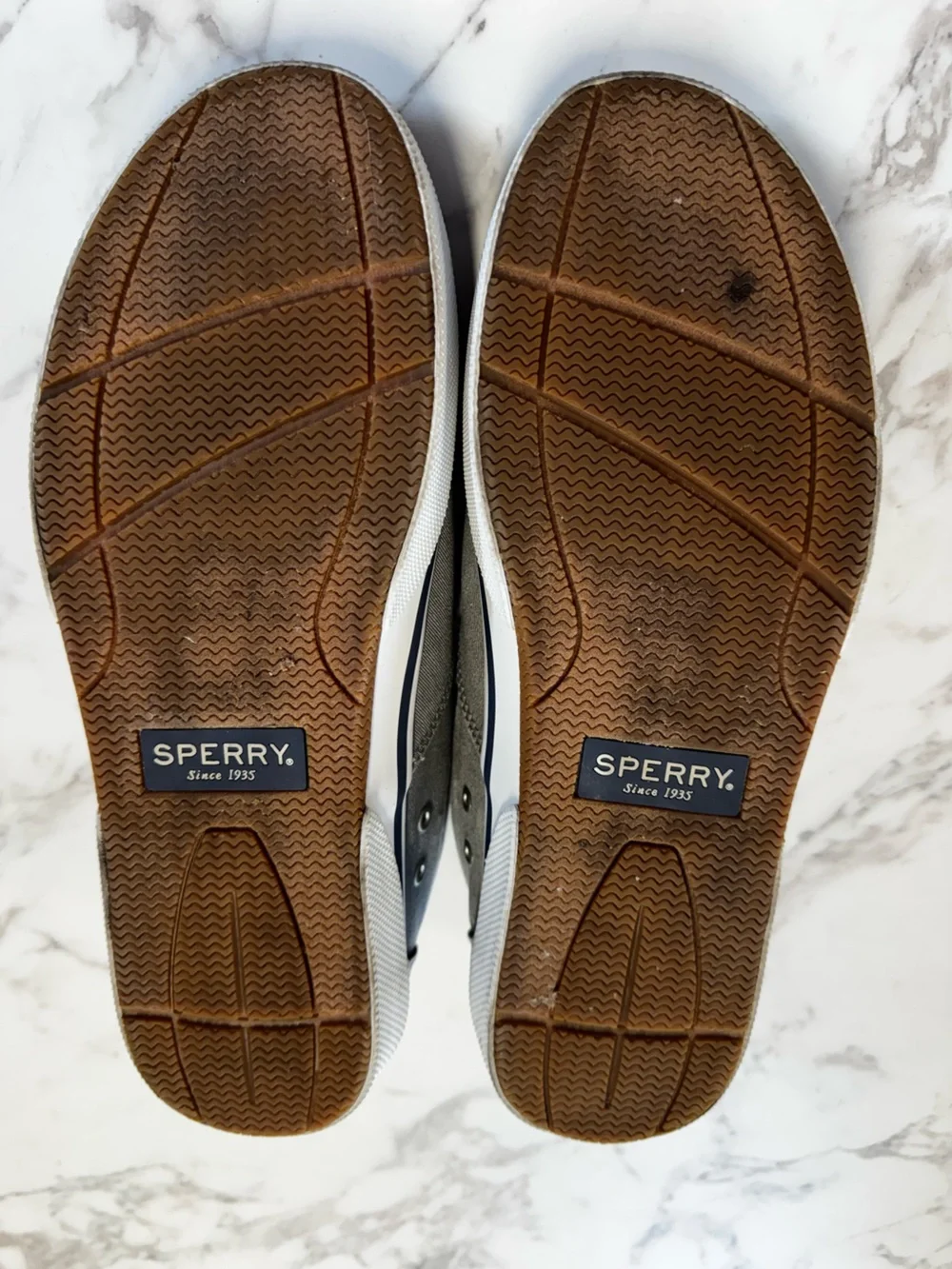 Sperry Men's Gray Canvas Boat Shoes with White Laces